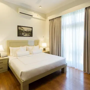 https://grand-103.negombohotels.net