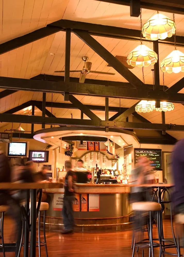 The Angus Hotel Lower Hutt