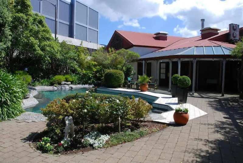 The Angus Hotel Lower Hutt